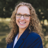 Jessica Vinson-Headshot-2025-1x1